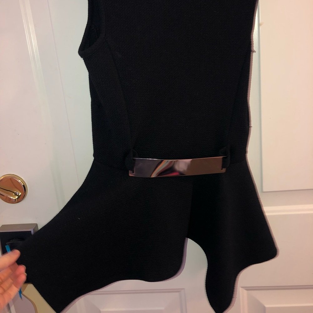 Form fittings peplum top